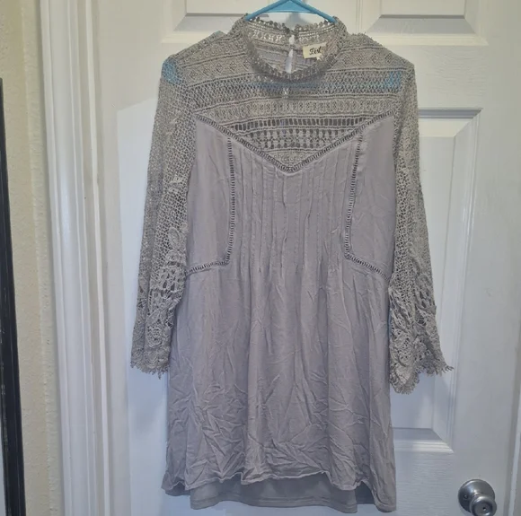 Free People Gray Lace Blouse - Picture 4 of 16
